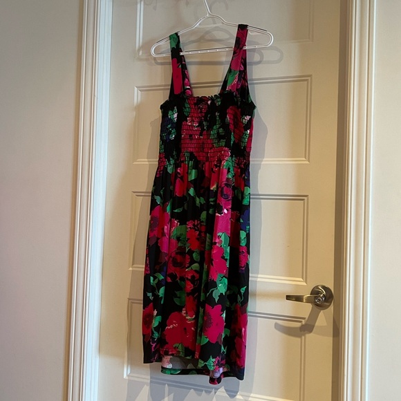 Penningtons Floral Dress - Picture 3 of 3
